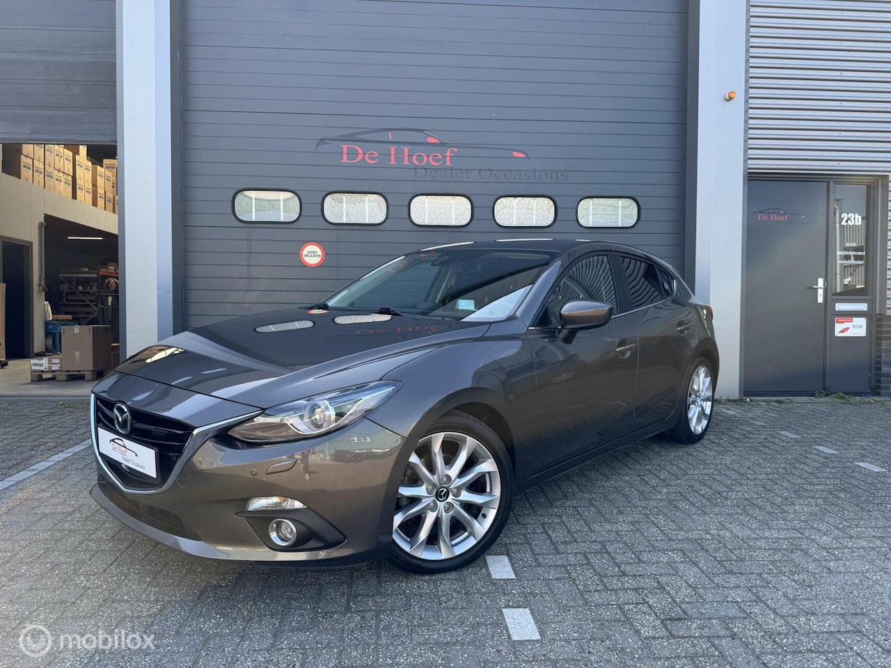 Mazda 3 - 2.0 TS+✓Bomvol opties ✓Nw APK - AutoWereld.nl
