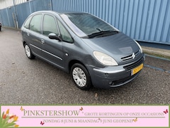 Citroën Xsara Picasso - 1.6i-16V Caractère Clima, Parkeer sensoren, Lichte schade Bij de verkoop van gebruikte voe