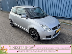 Suzuki Swift - 1.3 Comfort Airco, Navi, Radio Bij de verkoop van gebruikte voertuigen door CD-Cars wordt