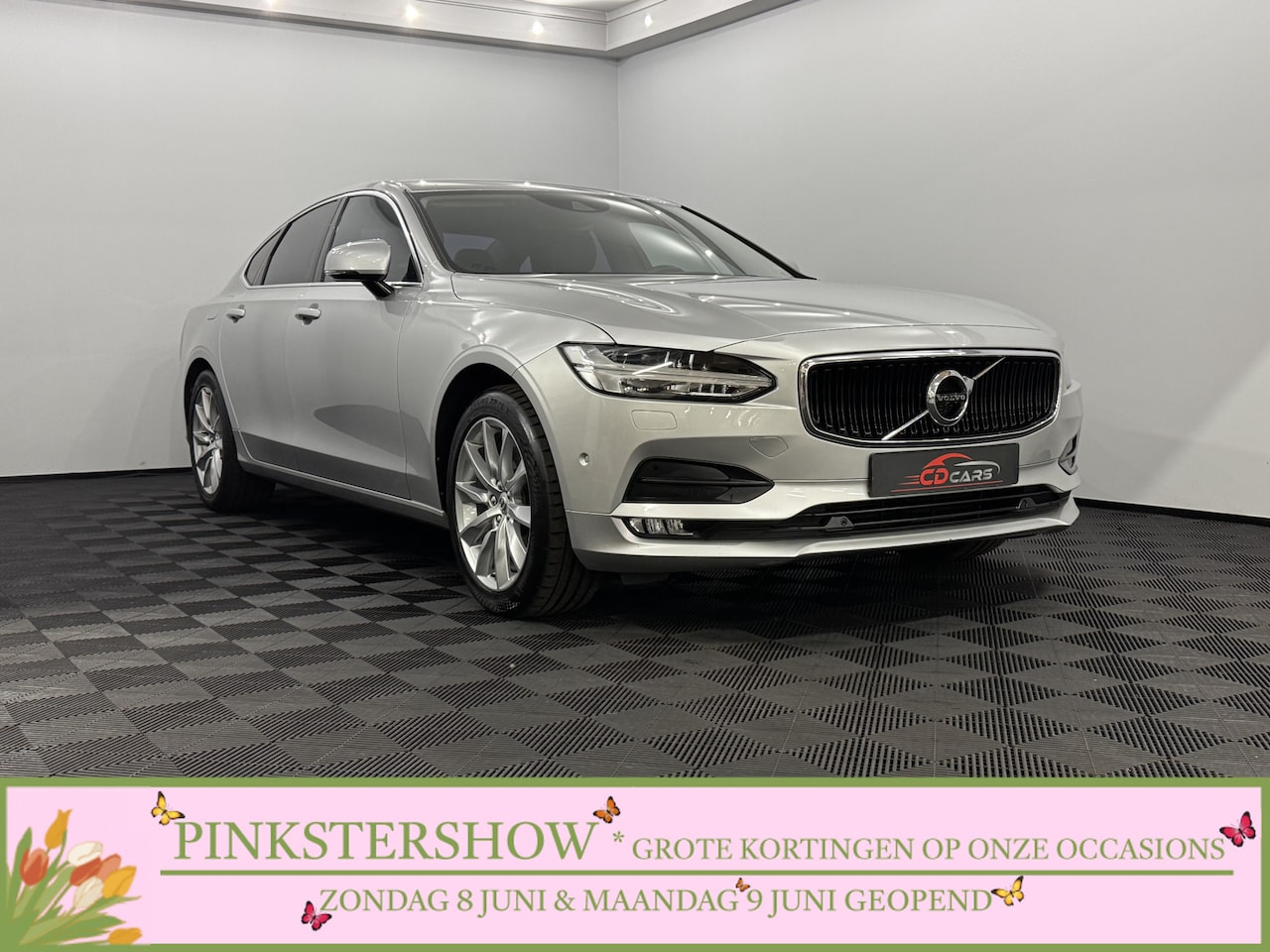 Volvo S90 - 2.0 T5 Momentum Leder, Navi, Parkeersensoren, Virtual desk, Stoelverwarming, Cruise contro - AutoWereld.nl