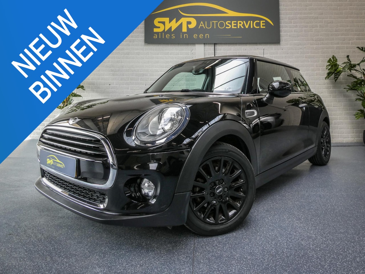 MINI Cooper - Mini 1.5 Business | Navi - AutoWereld.nl