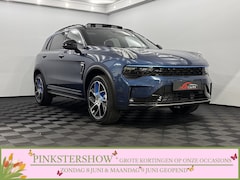 Lynk & Co 01 - 1.5 Nieuw Pano, 360 Camera, Navi, Keyless start, Stoelverwarming, Elektrische achterklep,