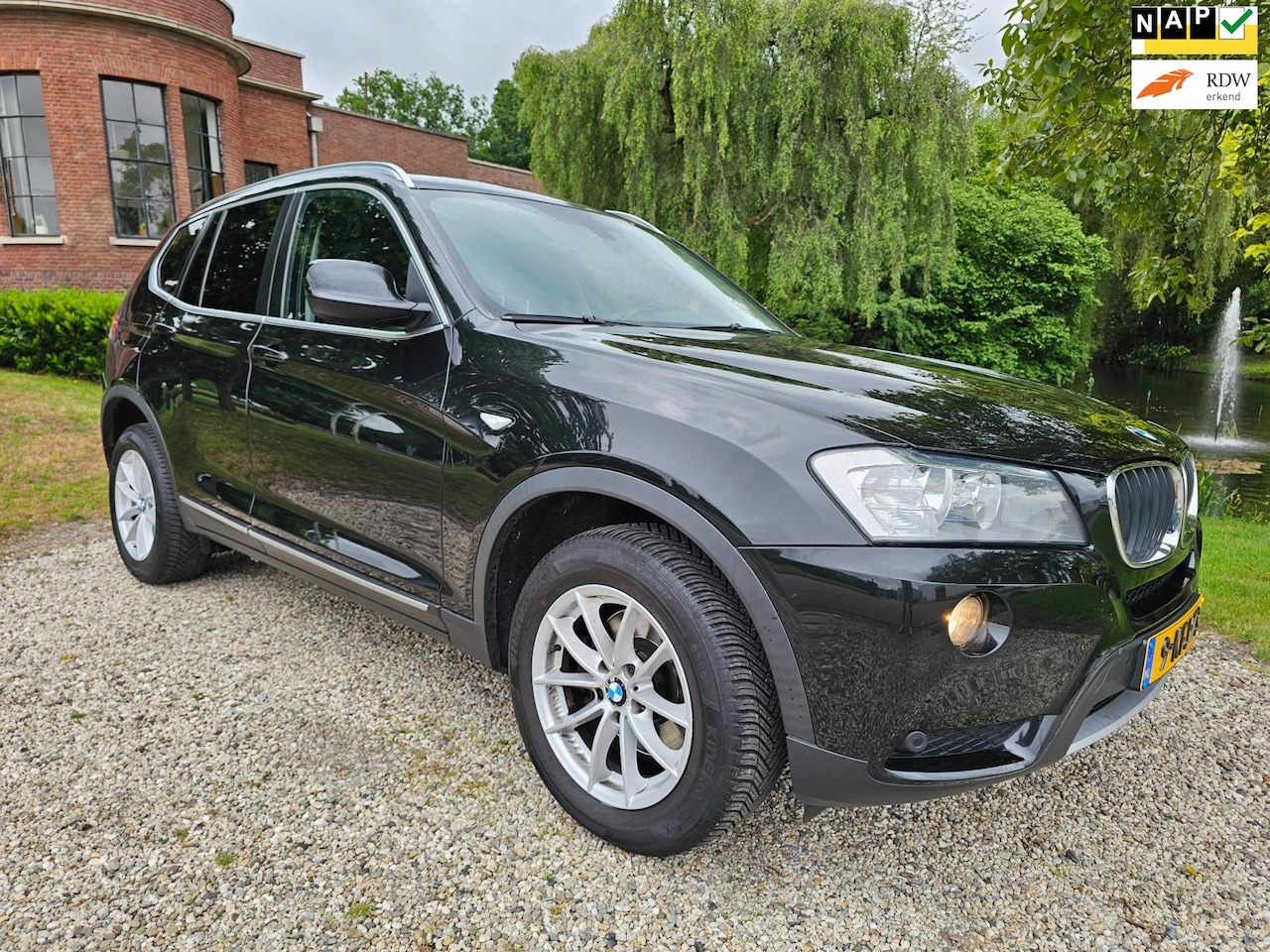 BMW X3 - XDrive20i Executive AUTOMAAT/airco/CRUISE - AutoWereld.nl