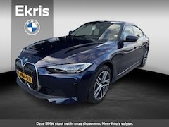 BMW i4 - eDrive40 Elektrisch bediend glazen schuif-/kanteldak | Trekhaak met elektrisch wegklapbare