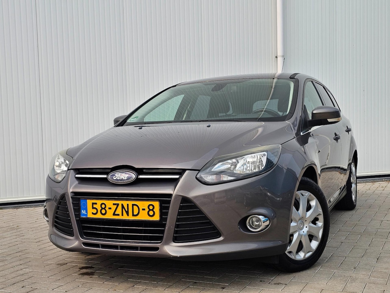 Ford Focus Wagon - 1.6 TI-VCT Titanium 2013 AUTOMAAT Climate/Navi/Cruise Nette Auto! - AutoWereld.nl