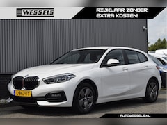 BMW 1-serie - 116i Business Edition Automaat, Carplay, LED, PDC v+a