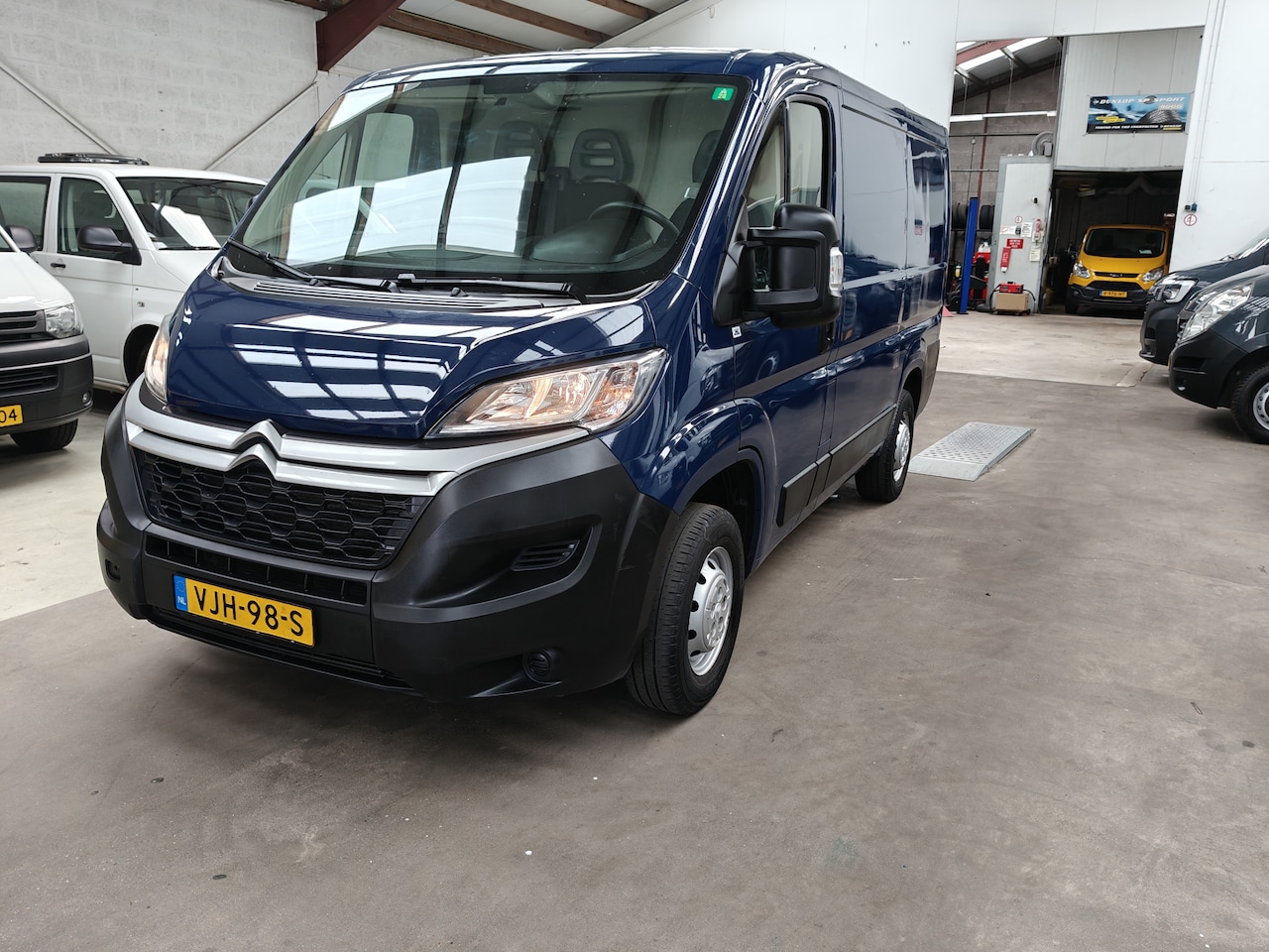 Citroën Jumper - 28 2.2 BlueHDi 120 L1H1 Control Economy - AutoWereld.nl