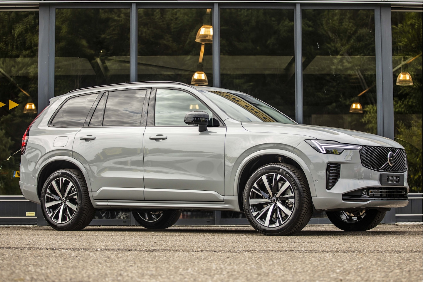Volvo XC90 - 2.0 T8 Plug-in hybrid AWD Ultra Dark 2.0 T8 Plug-in hybrid AWD Ultra Dark - AutoWereld.nl