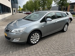 Opel Astra Sports Tourer - 1.4 Turbo Cosmo NAVI CRUISE CLIMA TRHK NAP
