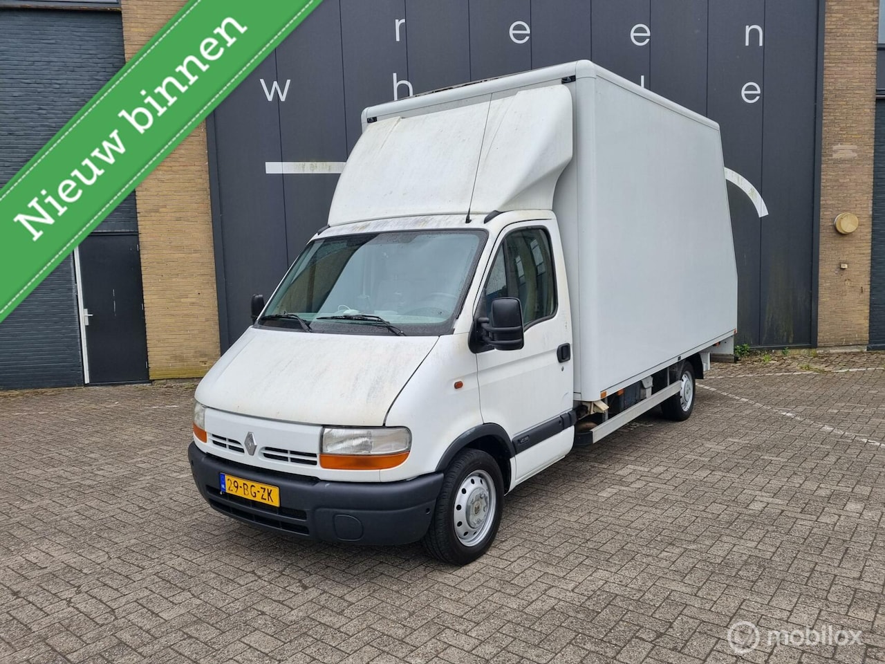Renault Master - bestel T35 2.2dCi /72dkm n.a.p/camper ombouw/ - AutoWereld.nl