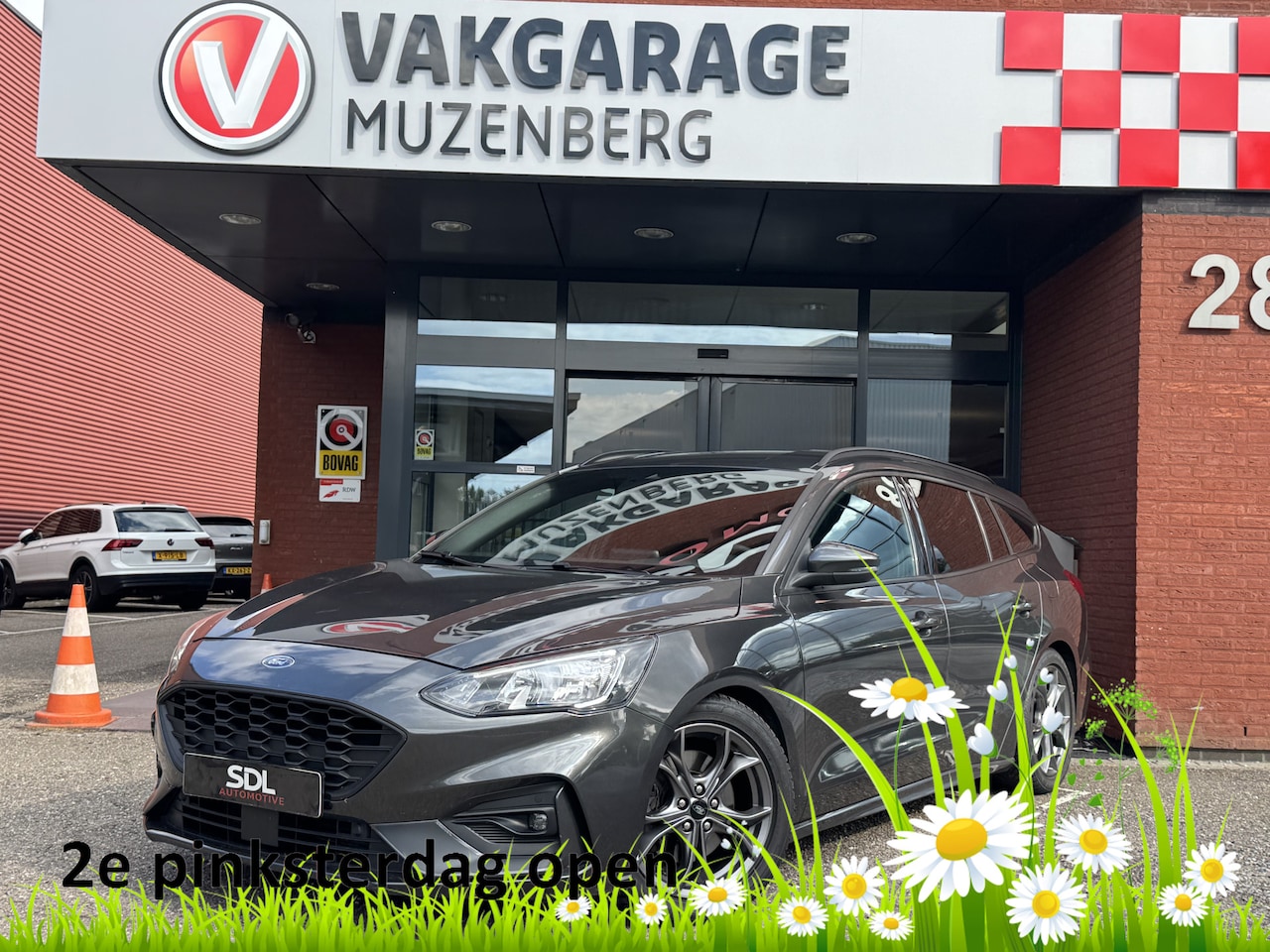 Ford Focus Wagon - 1.0 EcoBoost ST Line // NAVI // PDC // CRUISE // LED // BLUETOOTH // AIRCO - AutoWereld.nl