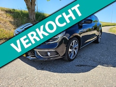 Renault Mégane Estate - 1.2 TCe Bose, Trekhaak, Navigatie, Stoelmassage