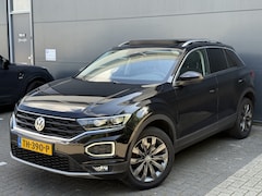 Volkswagen T-Roc - 1.5 TSI Style PANO | XENON | LED | BEATS | CARPLAY | LANE | ACC