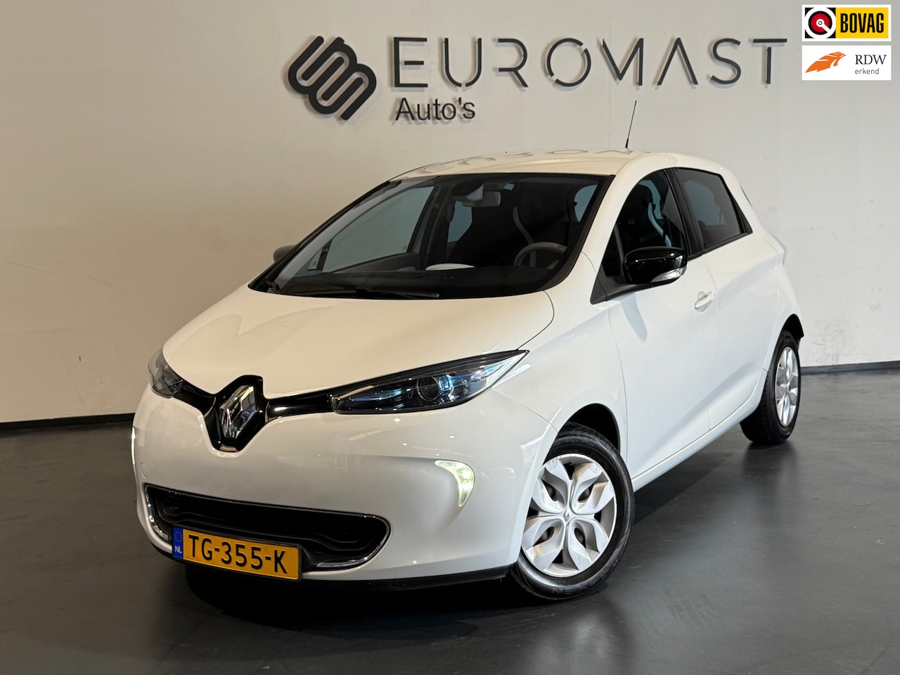 Renault Zoe - Q210 Life Quickcharge 22 kWh (ex Accu) Navi Cruise Airco Nieuwe Apk - AutoWereld.nl
