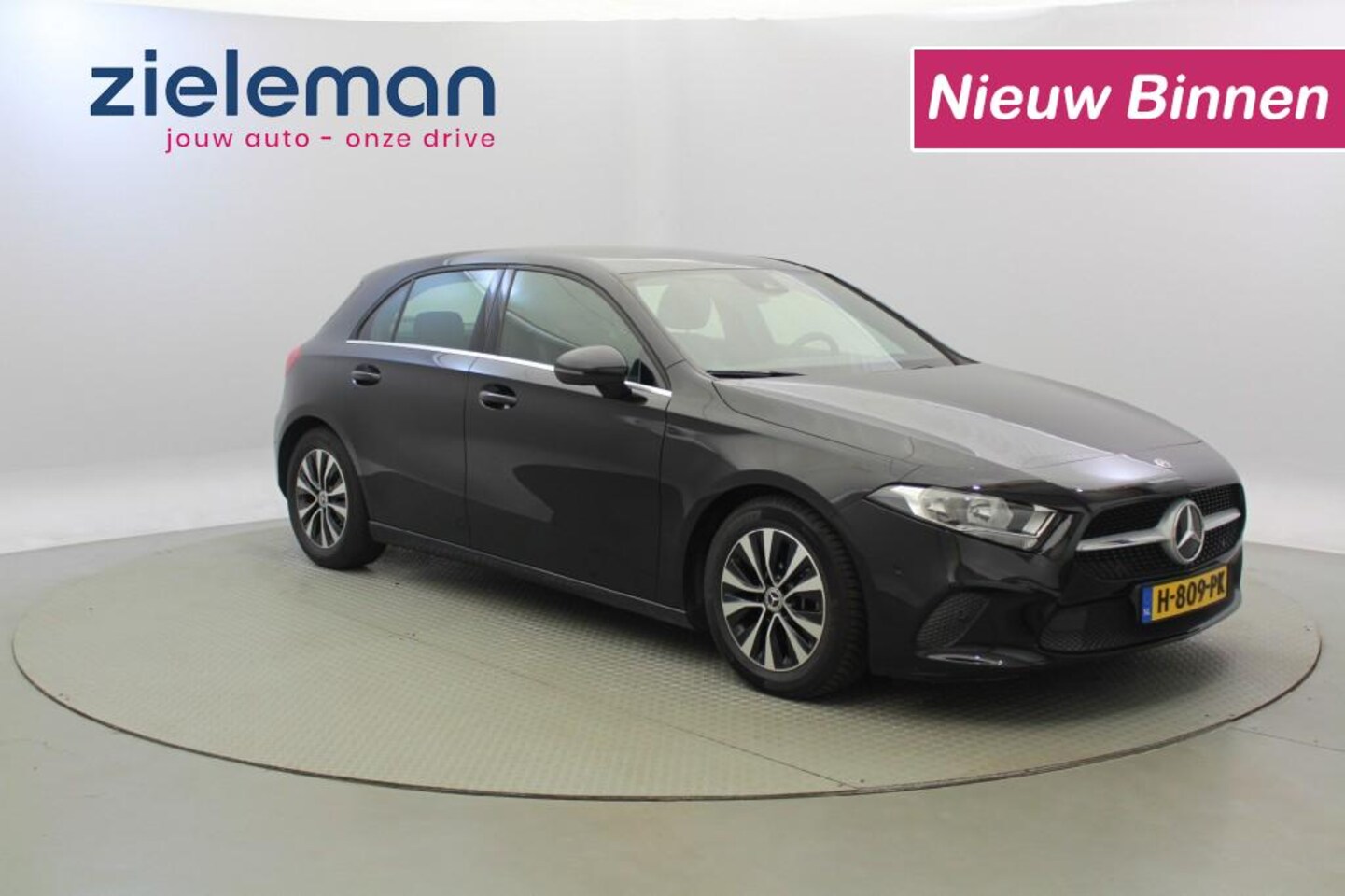 Mercedes-Benz A-klasse - 160 Business Solution - Digitaal Cockpit, Camera, Half Leer - AutoWereld.nl