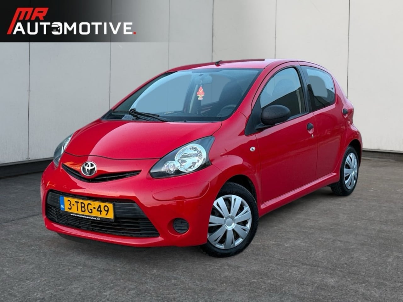 Toyota Aygo - 1.0 VVTI - 5 deurs, Airco, Nieuwe APK, Elek. pakket - AutoWereld.nl