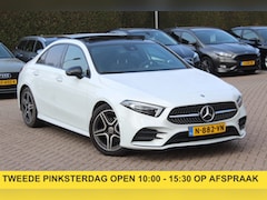Mercedes-Benz A-klasse - 180 Business Solution AMG / Panoramadak / Camera / Sfeerverlichting / Apple CarPlay / 18''