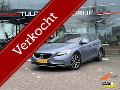 Volvo V40 - 2.0 T2 Inscription Clima Adapt cruise Led NAP