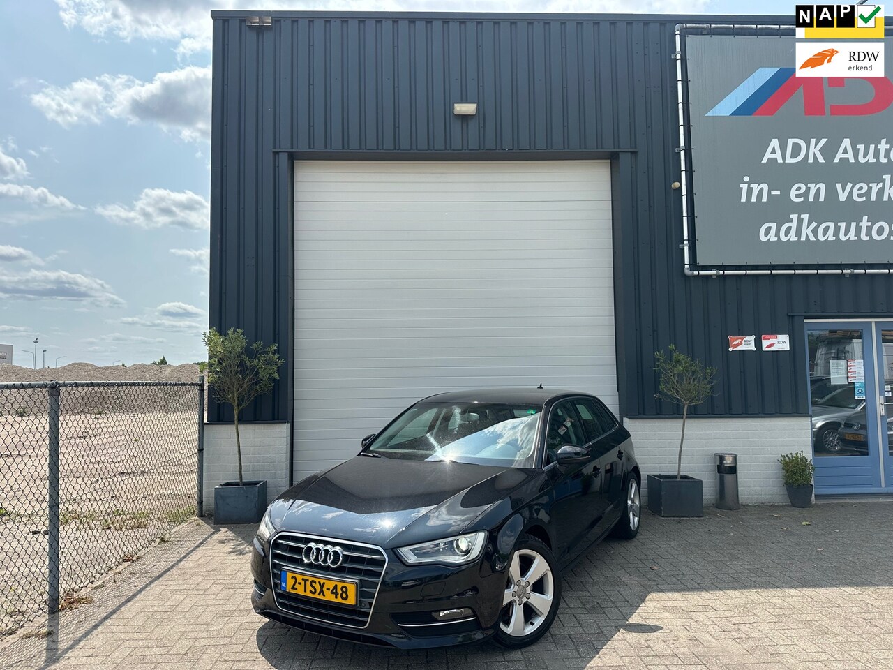 Audi A3 Sportback - 1.4 TFSI CoD Ambition Pro Line plus AUTOMAAT/CAMERA/NAVI/PDC - AutoWereld.nl