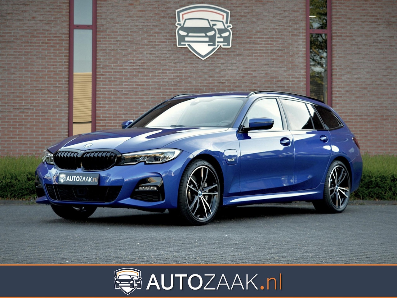 BMW 3-serie Touring - 330e Business Edition M Sport - AutoWereld.nl