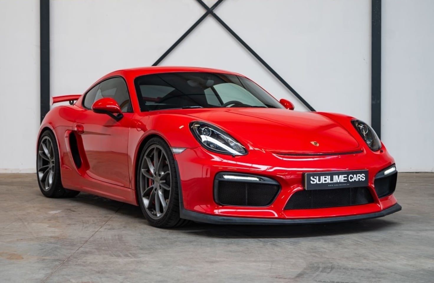 Porsche Cayman GT4 - | 3.8 Handgeschakeld | Carmine Red | Carbon Interieur | Sportuitlaat | Cruise Control - AutoWereld.nl