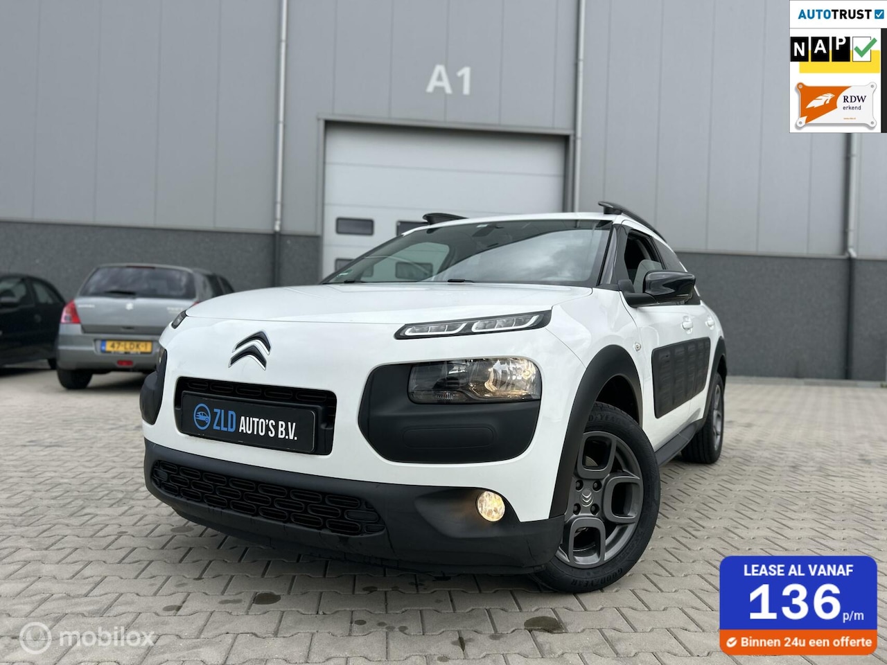 Citroën C4 Cactus - 1.2 VTi Shine/CRUISE CONTR/GARANTIE/APK/ - AutoWereld.nl