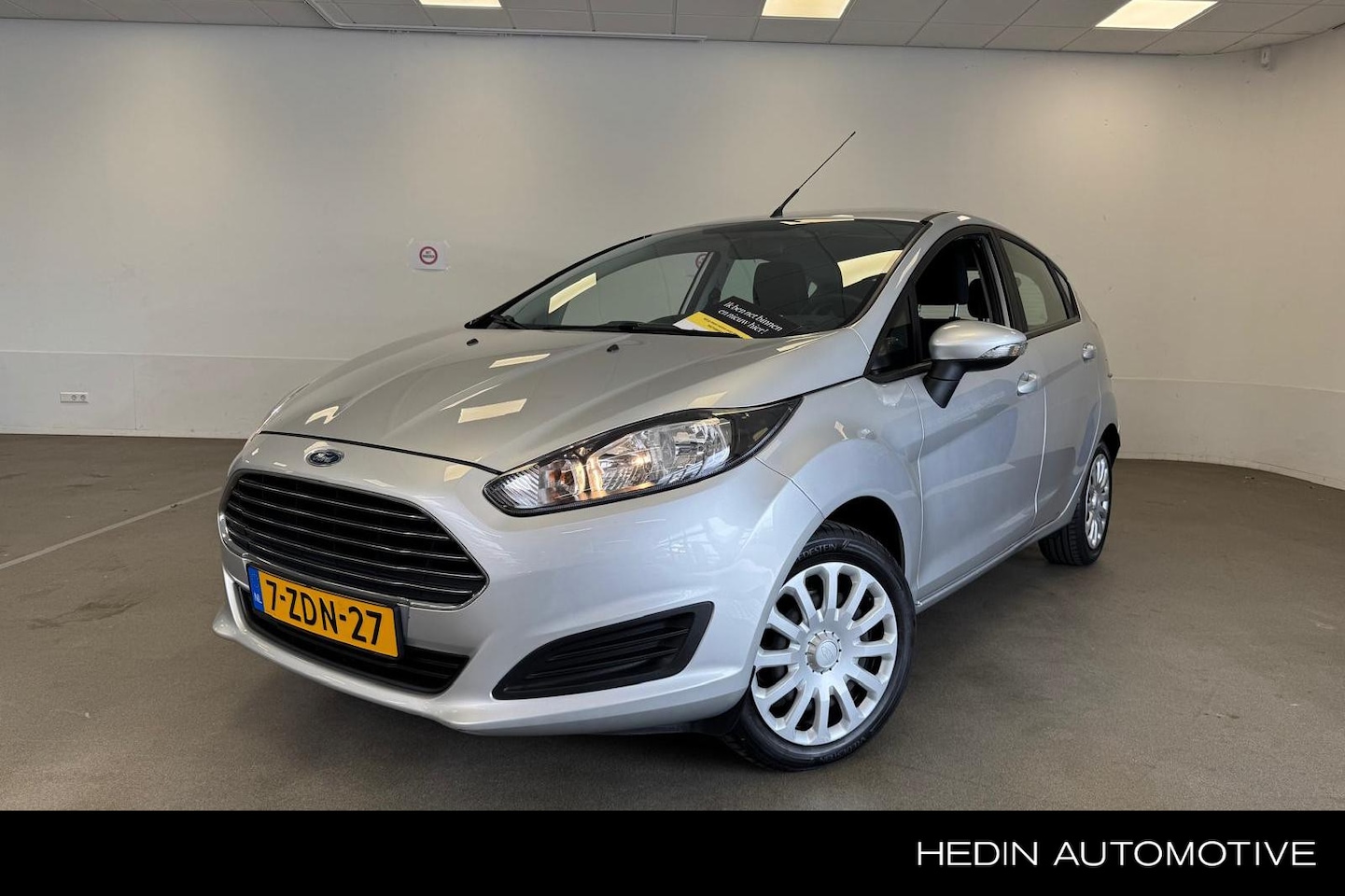 Ford Fiesta - 1.0 Style | Trekhaak | Navigatie | Airco | Bluetooth - AutoWereld.nl