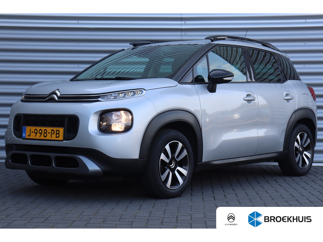 Citroën C3 Aircross - Citroën 1.2 PURETECH 110PK SHINE AUTOMAAT / NAVI / CLIMA / LED / PDC / 16" LMV / PANO. DAK - AutoWereld.nl