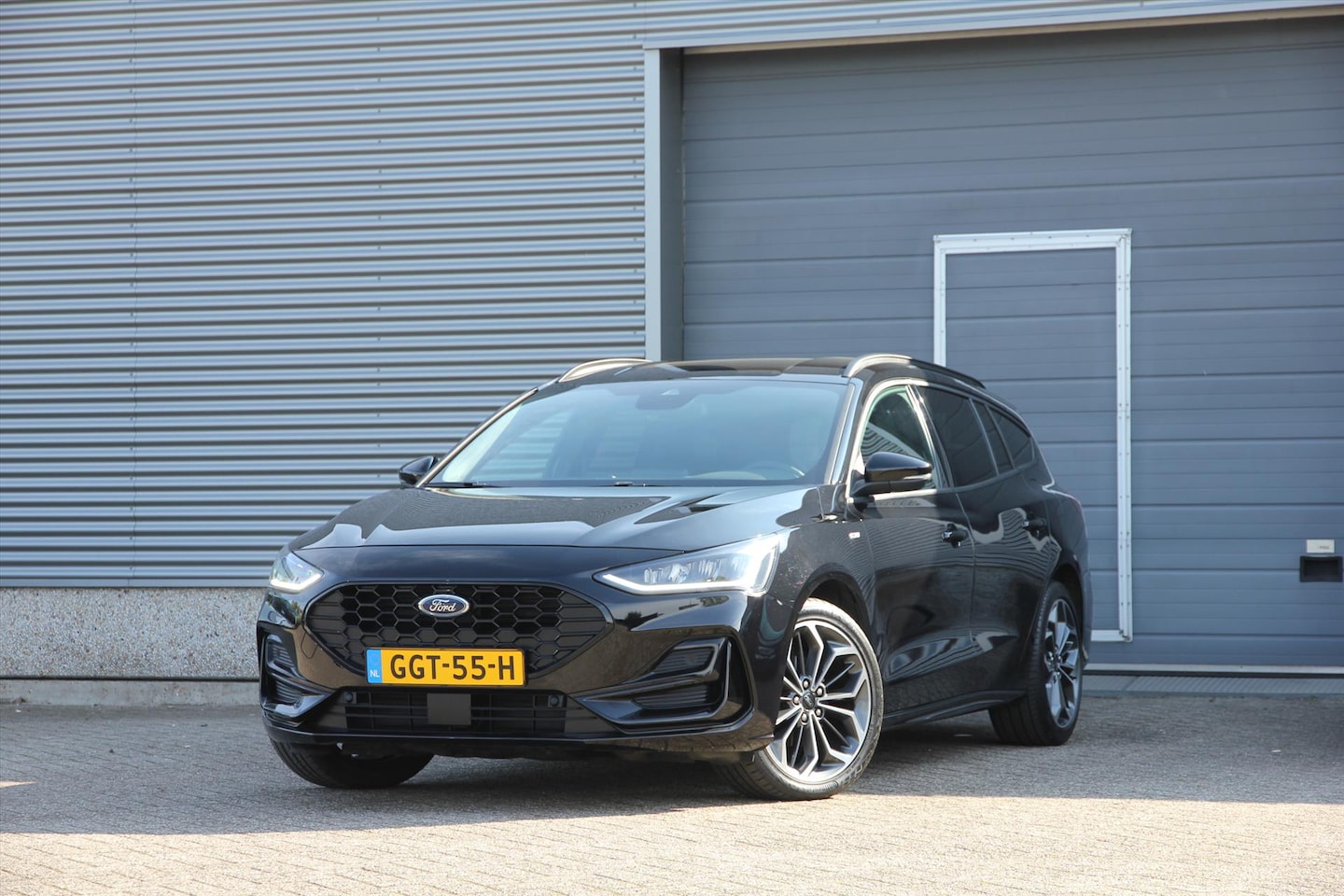 Ford Focus Wagon - 1.0 EcoBoost Hybrid ST Line X Business 1.0 EcoBoost Hybrid 155pk ST Line X Business - AutoWereld.nl