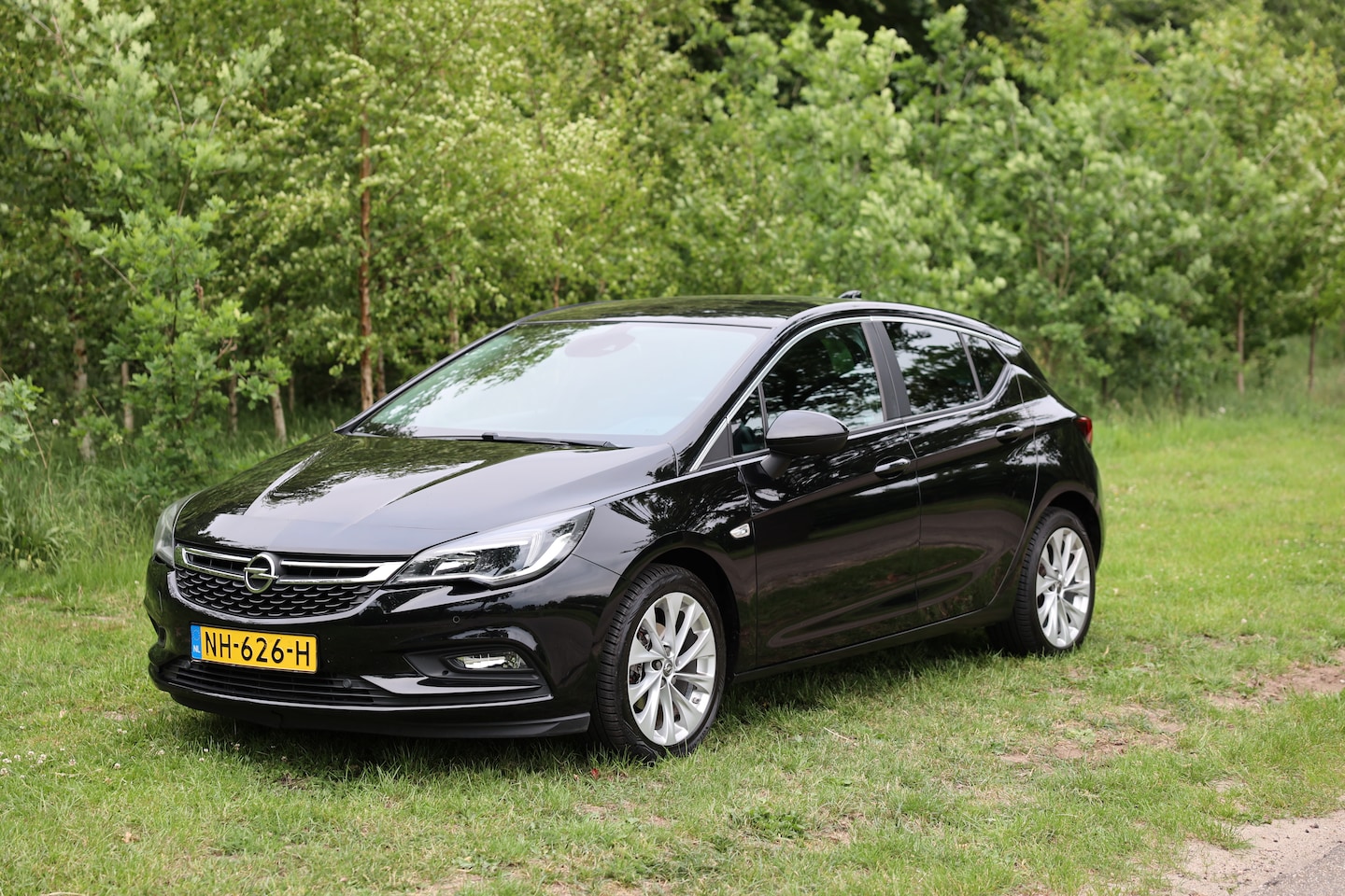 Opel Astra - 1.4 Online Edition Turbo | 150PK | CarPlay | Trekhaak | Camera - AutoWereld.nl