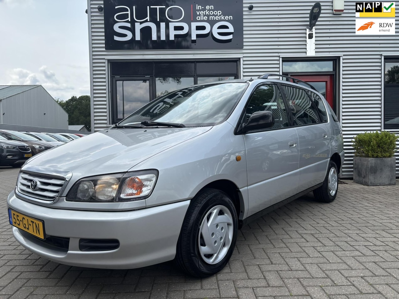 Toyota Picnic - 2.0-16V GXi -AUTOMAAT-6 PERSOONS-AIRCO-198.634 KM'S! - AutoWereld.nl