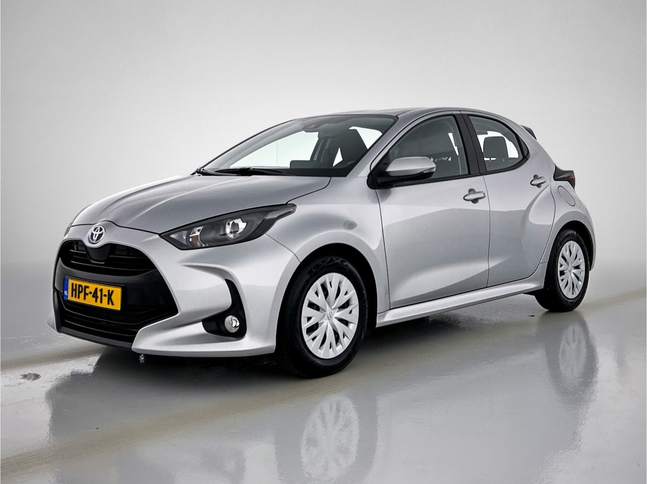 Toyota Yaris - 1.5 Hybrid Active 1.5 Hybrid Active - AutoWereld.nl