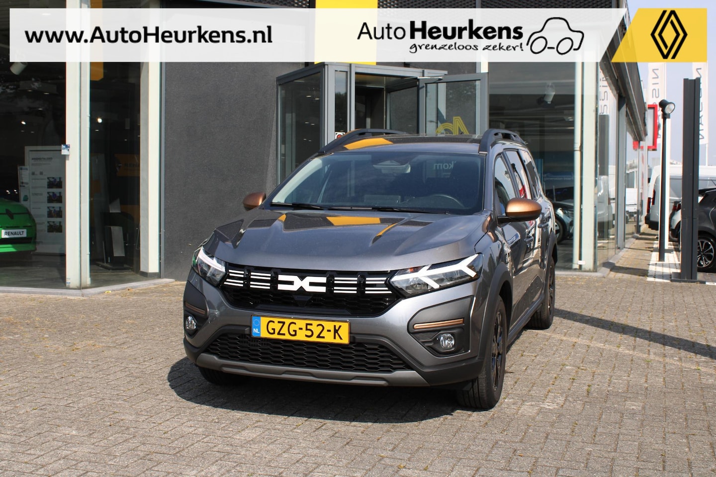 Dacia Jogger - TCe 110 Extreme 7p. l DEMO l 7 zitplaatsen l Volledige historie bekend - AutoWereld.nl