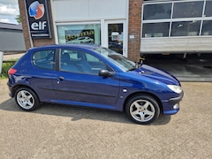 Peugeot 206 - 1.6i "XS " Lm velgen - Stuurbekrachtiging - Apk 30-05-2026