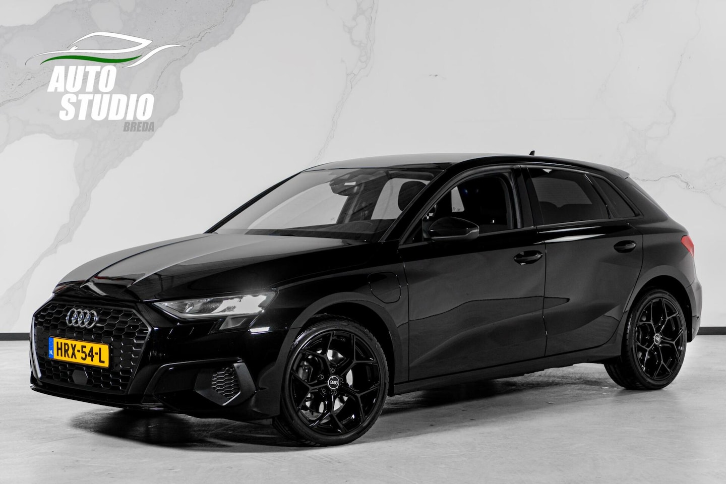 Audi A3 Sportback - 40 TFSI e | Keyless | Carplay | Camera | Stoelverwarming - AutoWereld.nl