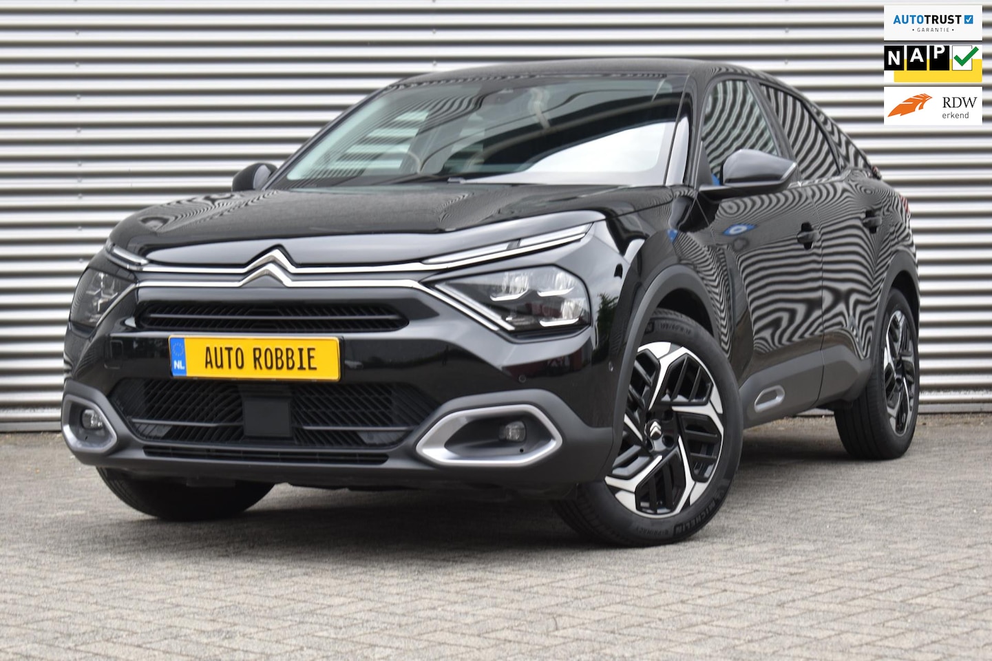 Citroën C4 - 1.2 PureTech 131-PK Shine, Airco, Ecc, Cruise, Navi, Camera. - AutoWereld.nl