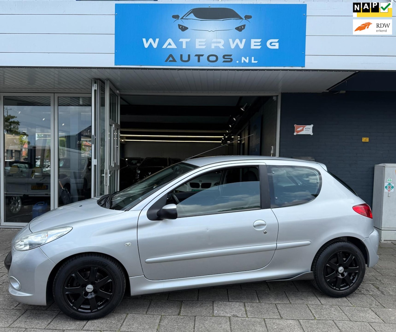 Peugeot 206 - 1.4 XS GECHIPTUNED |SPORT UITLAAT SYSTEEM - AutoWereld.nl