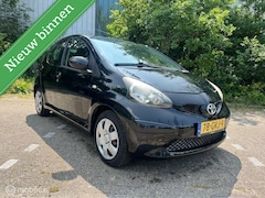 Toyota Aygo - 1.0-12V +