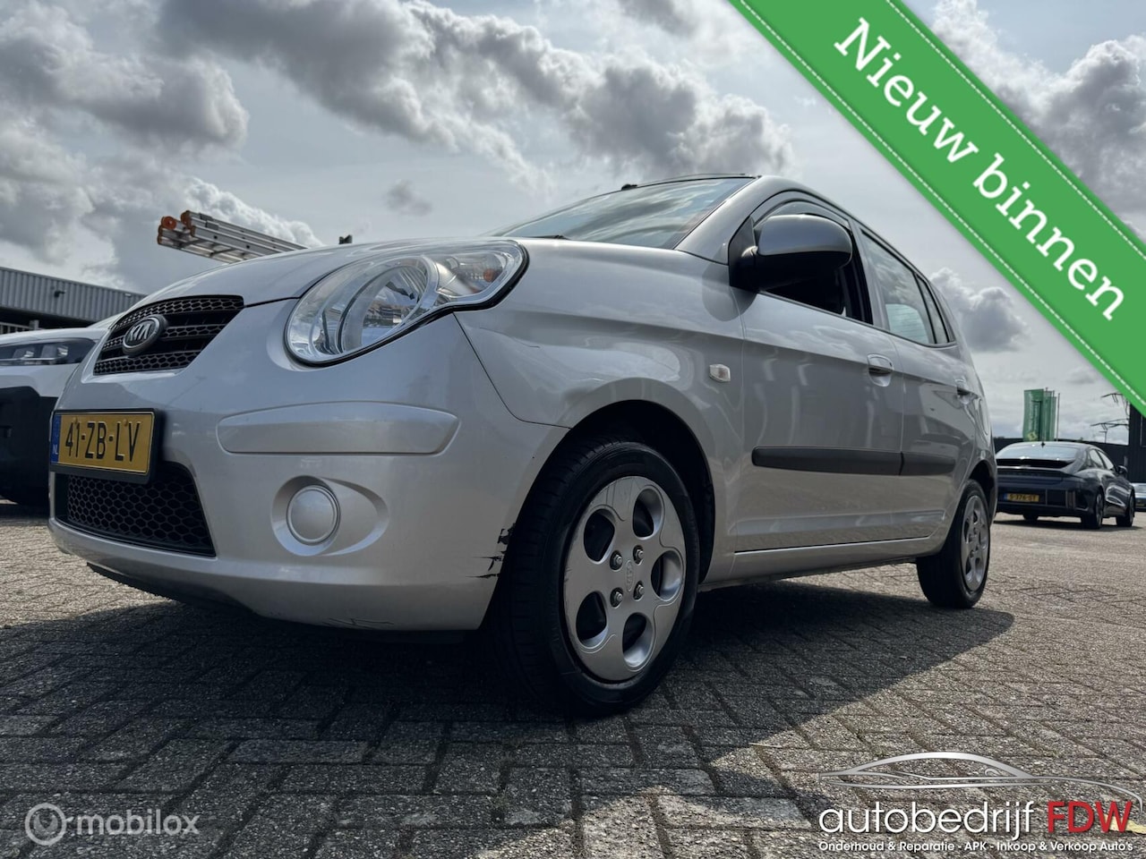 Kia Picanto - 1.1 X-tra/ELEKTR.RAMEN/NAP/5DEURS/STUUR BEKR. - AutoWereld.nl