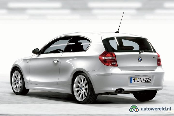 Beg keten plank Technische gegevens: BMW 1-serie - 118i High Executive - 3-deurs / Hatchback