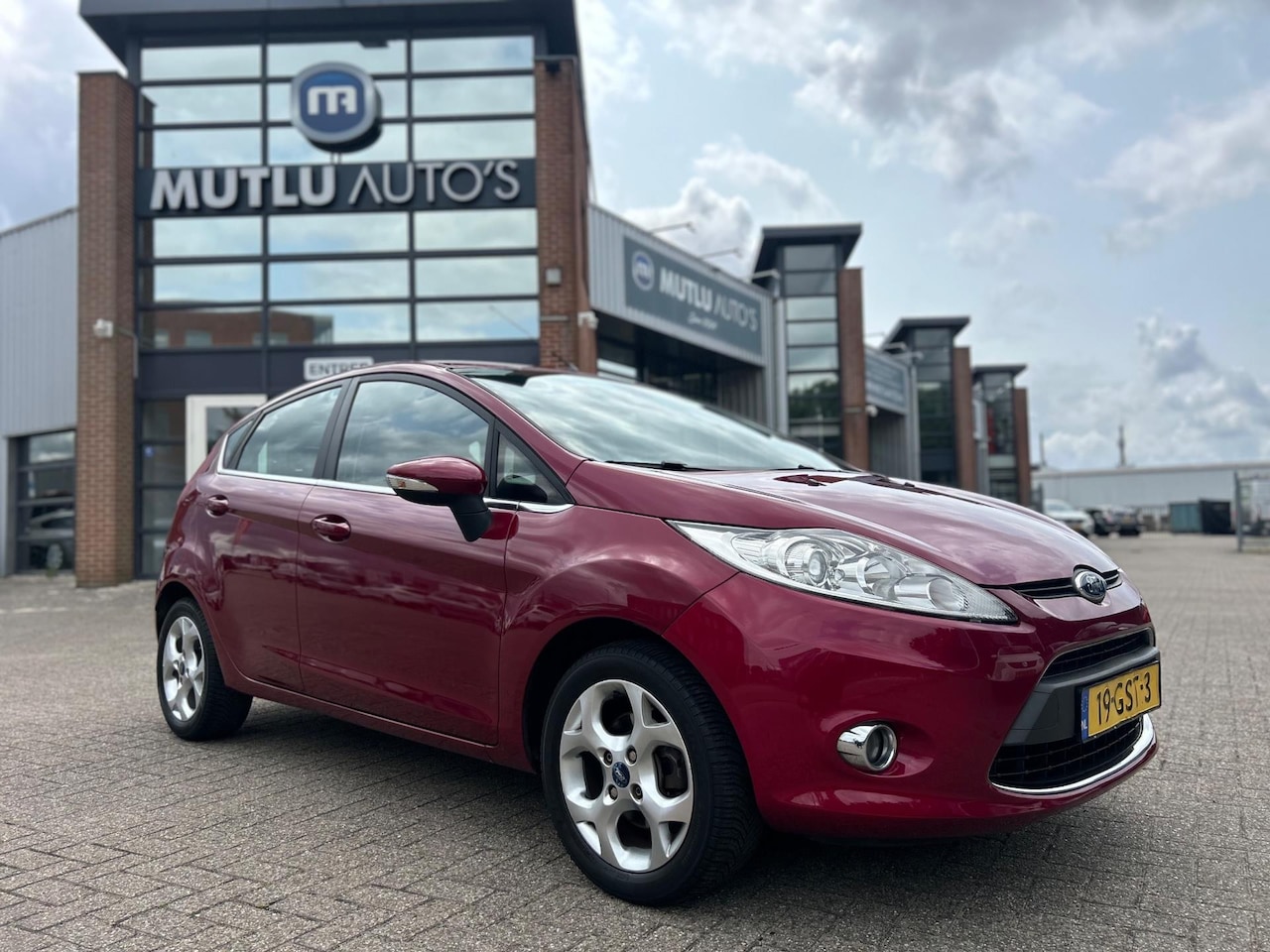 Ford Fiesta - 1.25 Titanium 5deurs PDC Airco NAP APK - AutoWereld.nl