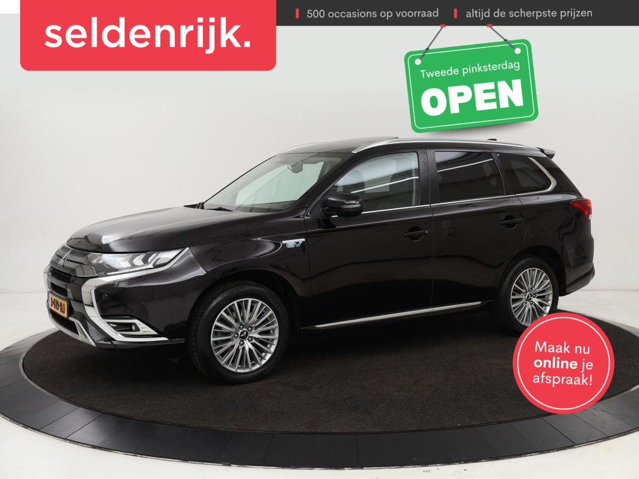Mitsubishi Outlander - 2.4 PHEV Intense+ | Schuifdak | Stoel & stuurverwarming | 360 camera | Trekhaak | Half led - AutoWereld.nl