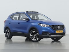 MG ZS - EV Luxury 45 kWh | Panoramadak | Vol-Leder | Trekhaak | Stoelverwarming | ACC | Camera