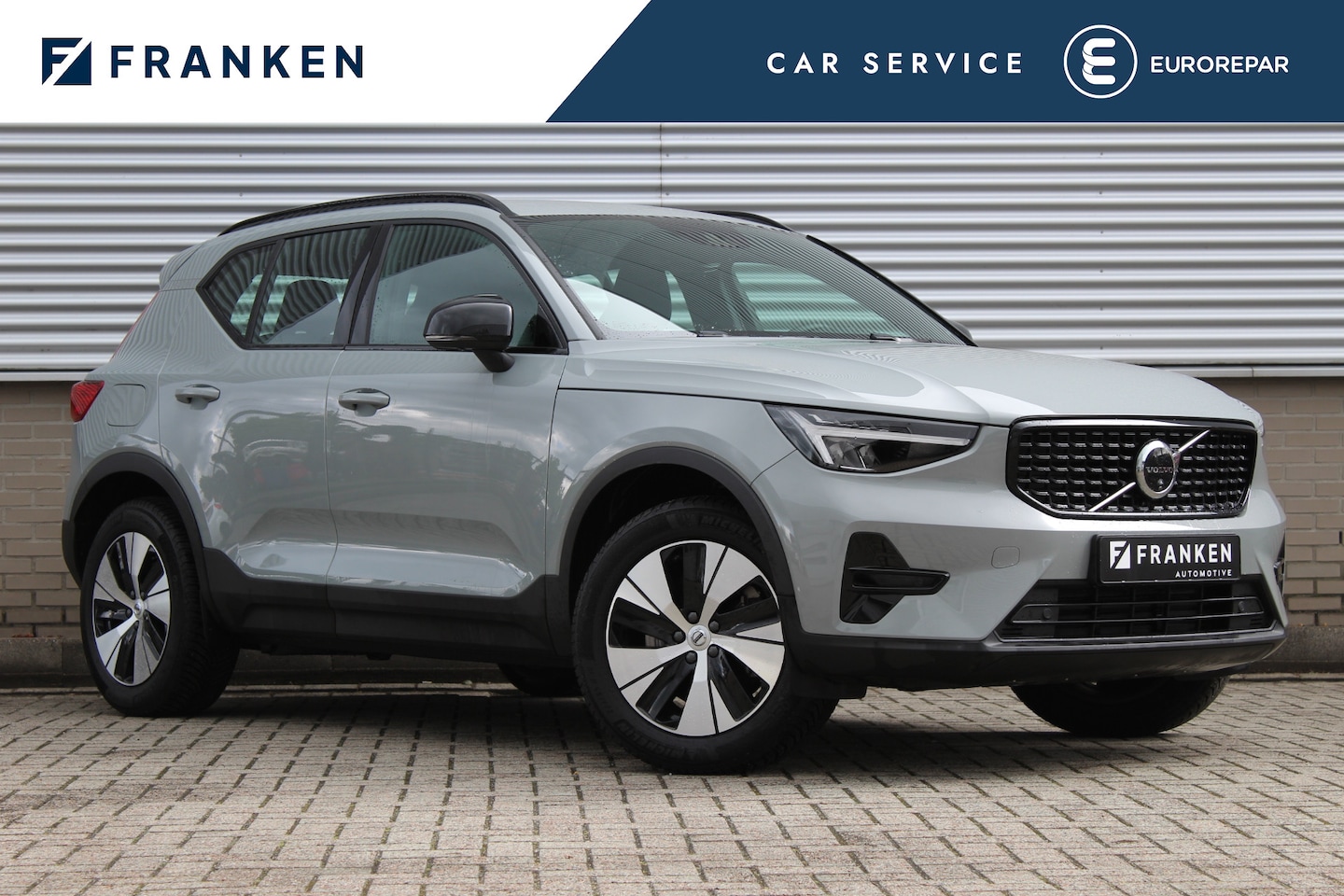 Volvo XC40 - 1.5 T4 Plug-in hybrid Plus Dark | Trekhaak | H/K | Pilot Assist | Memory | Navigatie | 360 - AutoWereld.nl