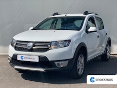 Dacia Sandero Stepway - 0.9 TCe Lauréate Airco | Cruise Control | Navigatie | PDC Achter |