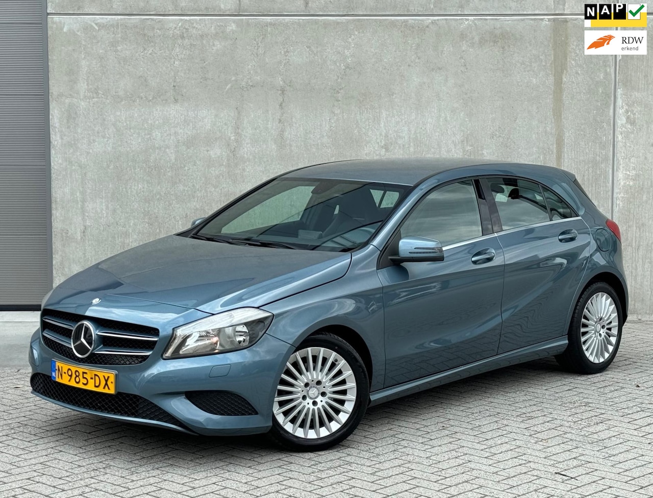 Mercedes-Benz A-klasse - 180 A180 1.6 122pk 2013 Blauw - AutoWereld.nl