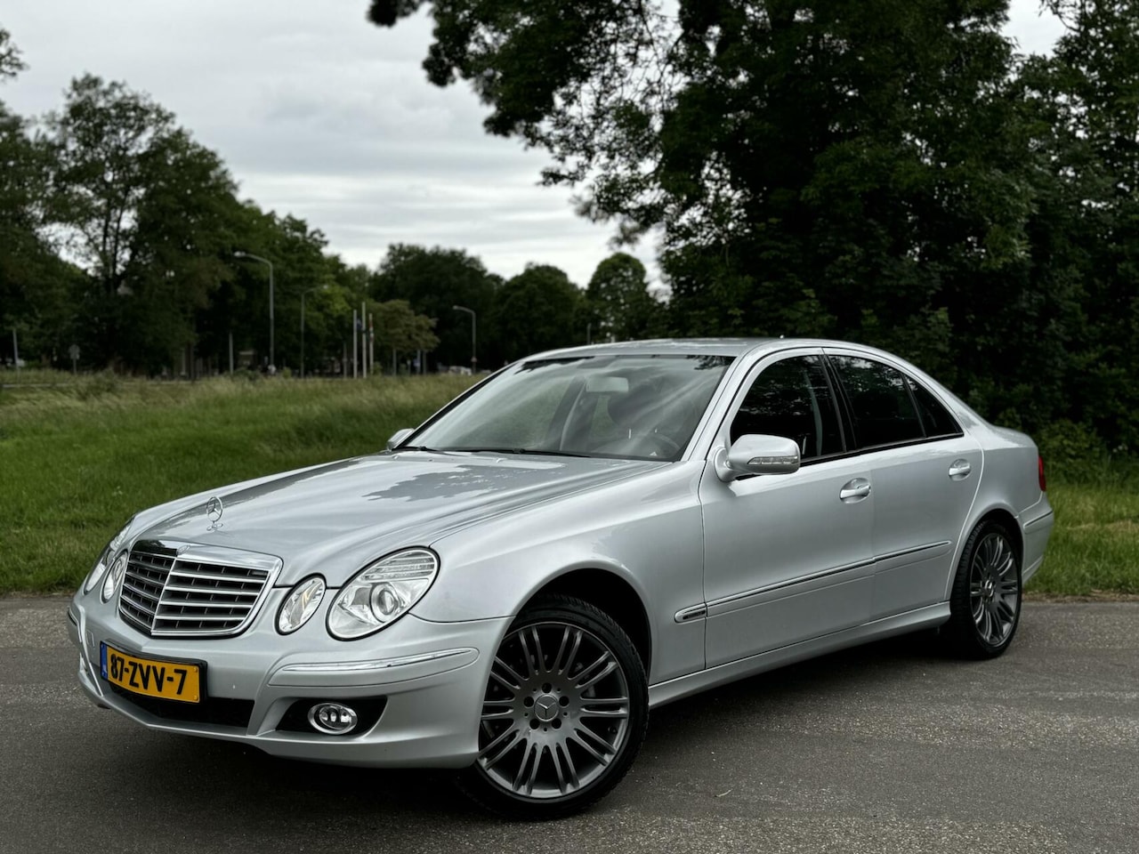 Mercedes-Benz E-klasse - 320 CDI Trekhaak/Facelift/ e320 V6 - AutoWereld.nl