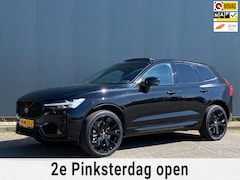 Volvo XC60 - 2.0 T6 Recharge AWD Plus Black | Luchtvering | Trekhaak | 360 Camera | Leder | H&K | PANO