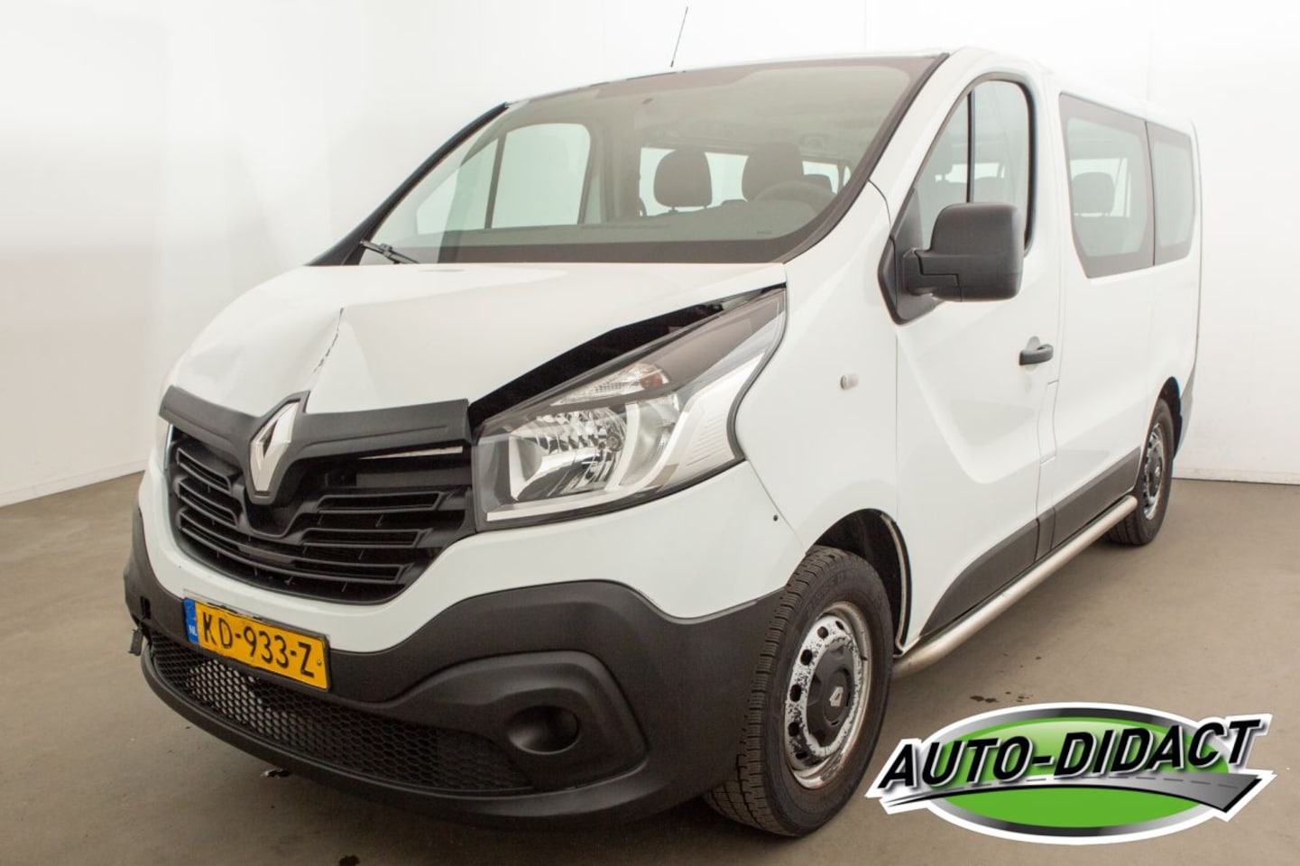 Renault Trafic Passenger - 1.6 dCi Pers. Bus Authentique Energy - AutoWereld.nl