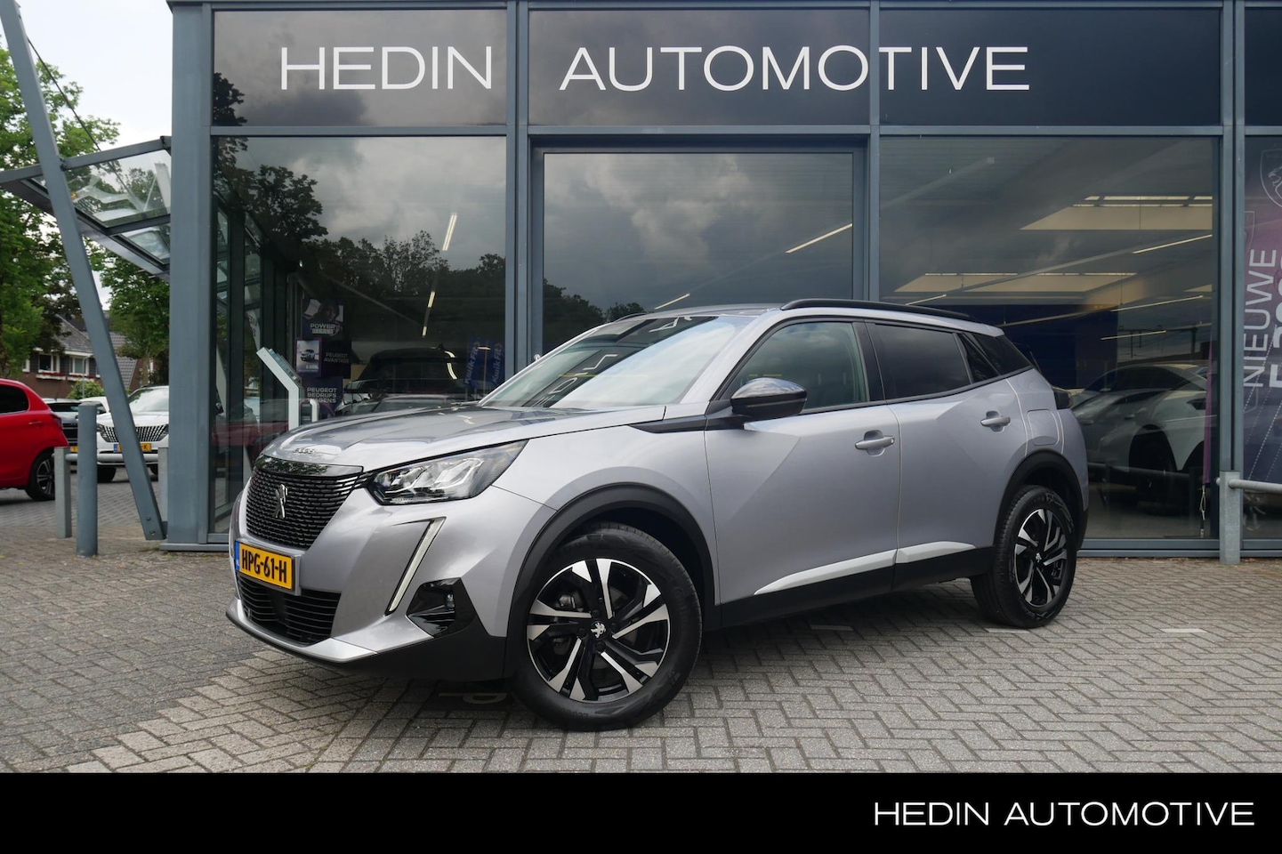 Peugeot 2008 - 1.2 Allure - AutoWereld.nl